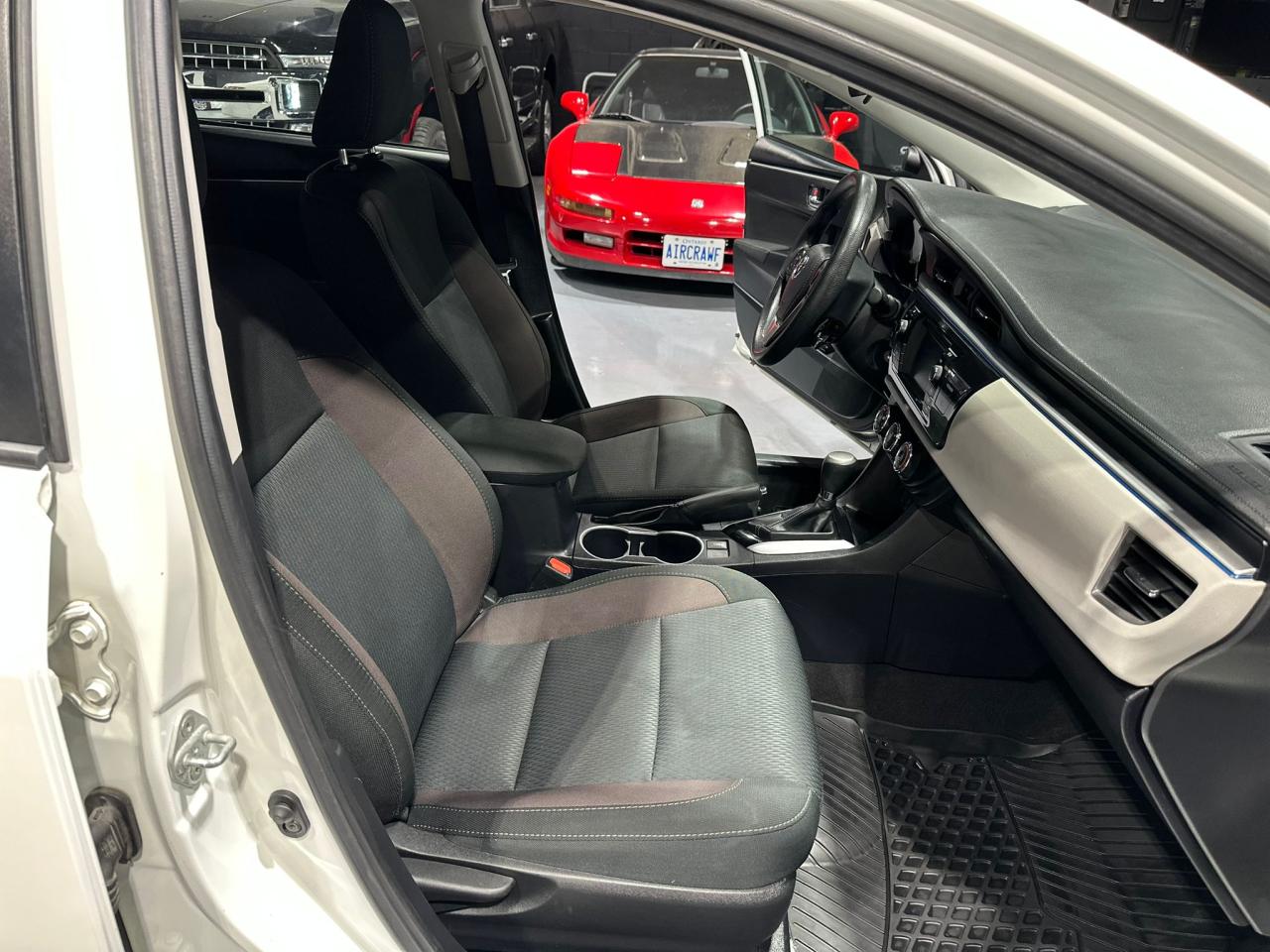 2016 Toyota Corolla CE - Photo #18