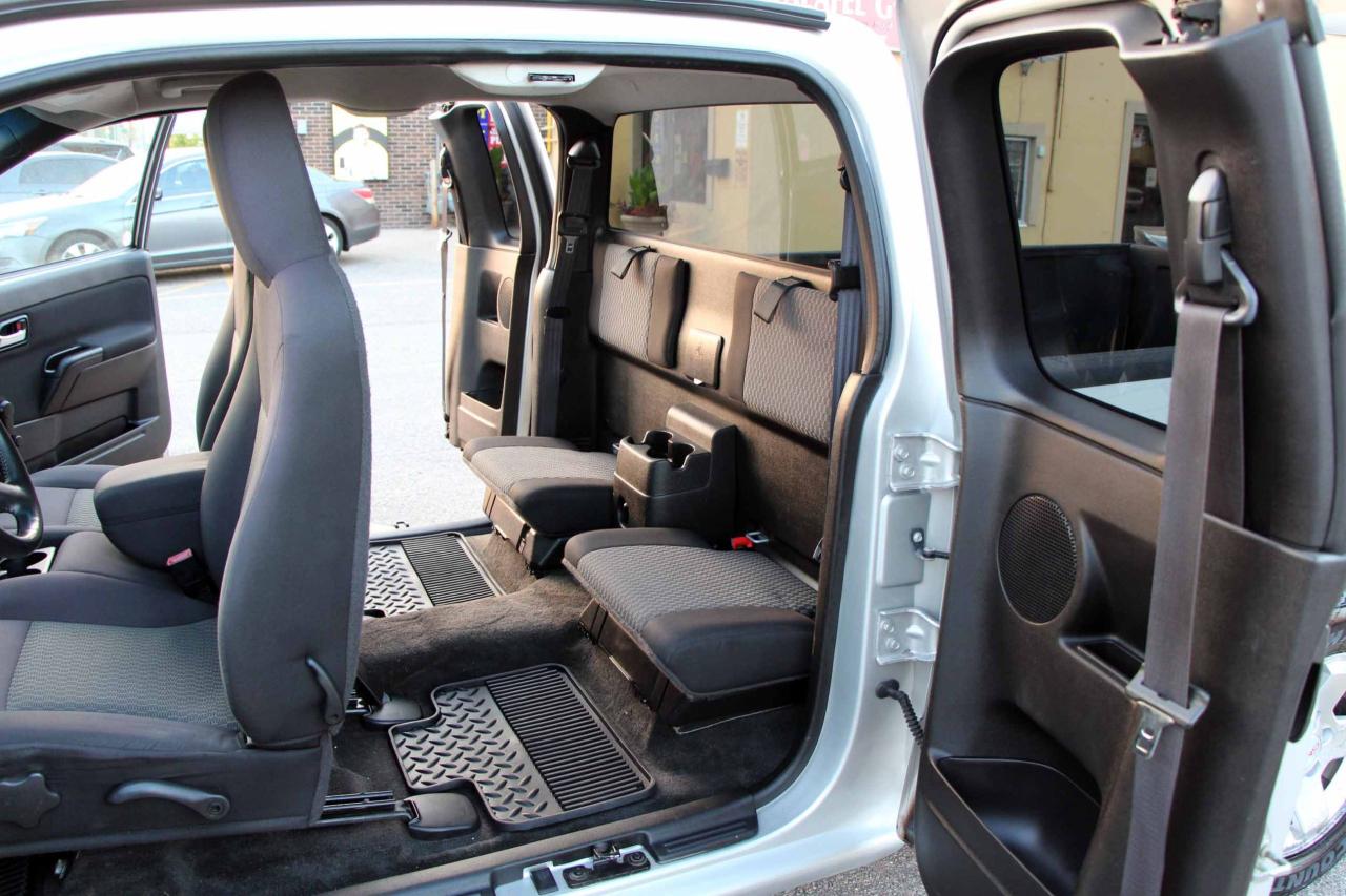 2012 GMC Canyon 2WD Ext Cab 125.9" SLE w/1SD - Photo #12