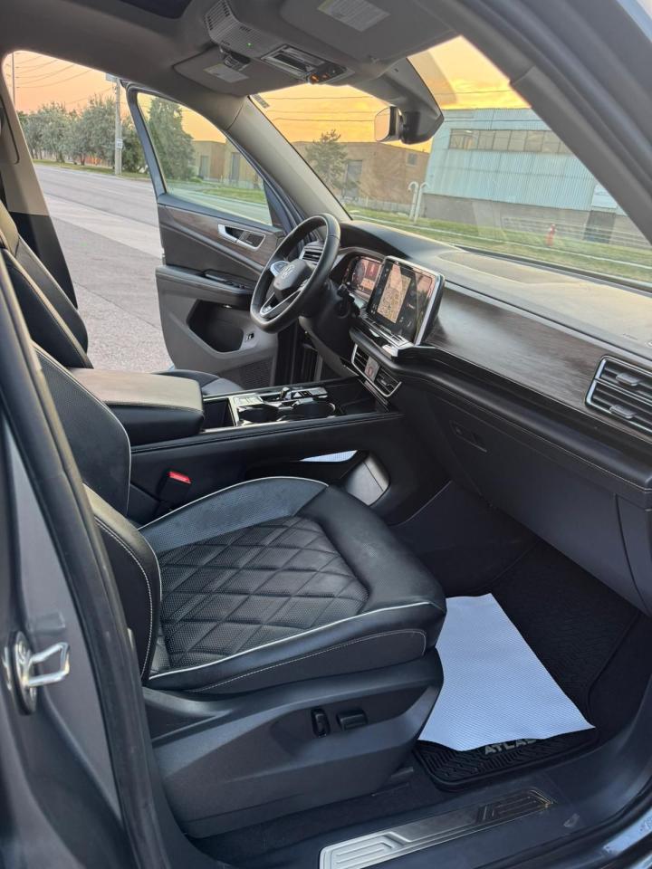2024 Volkswagen Atlas SEL PREMIUM R-LINE - Photo #47
