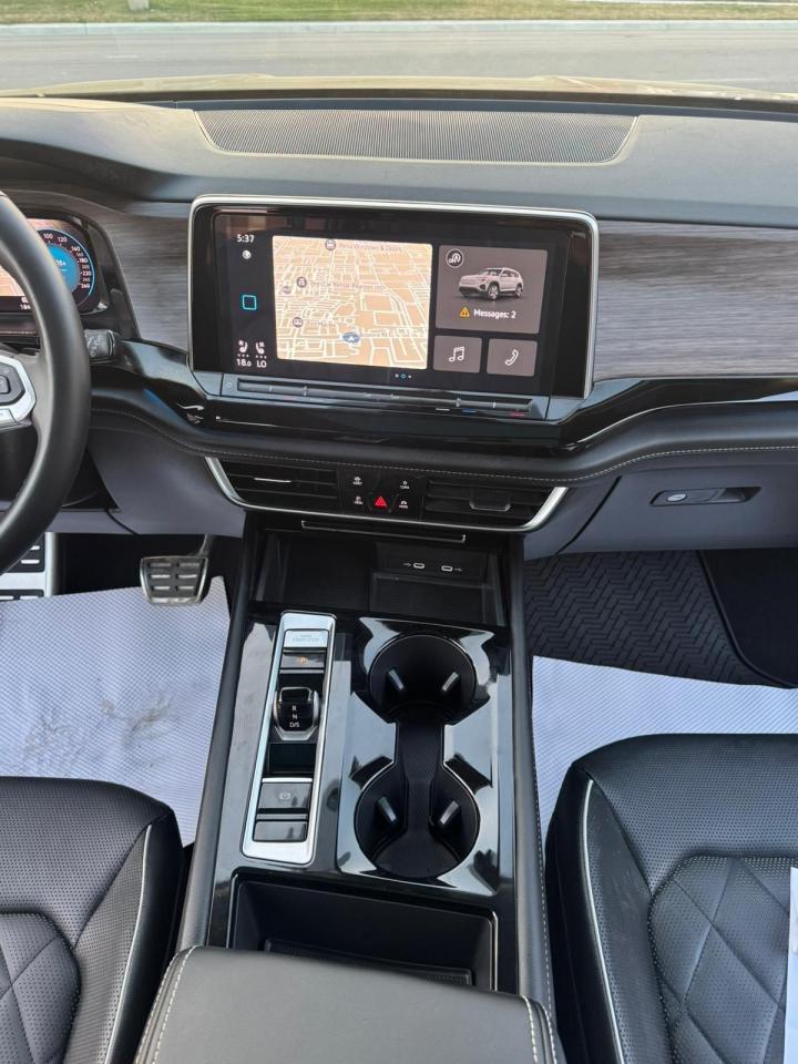 2024 Volkswagen Atlas SEL PREMIUM R-LINE - Photo #31