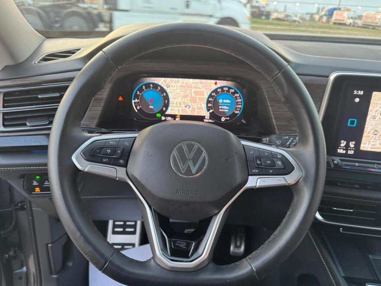 2024 Volkswagen Atlas SEL PREMIUM R-LINE - Photo #39