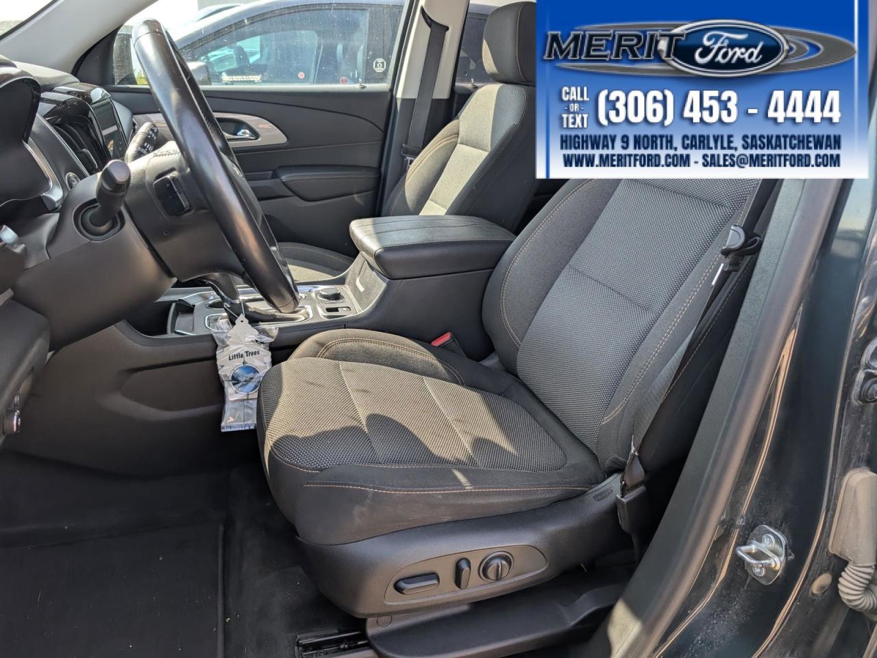 2018 Chevrolet Traverse LT Cloth Photo5