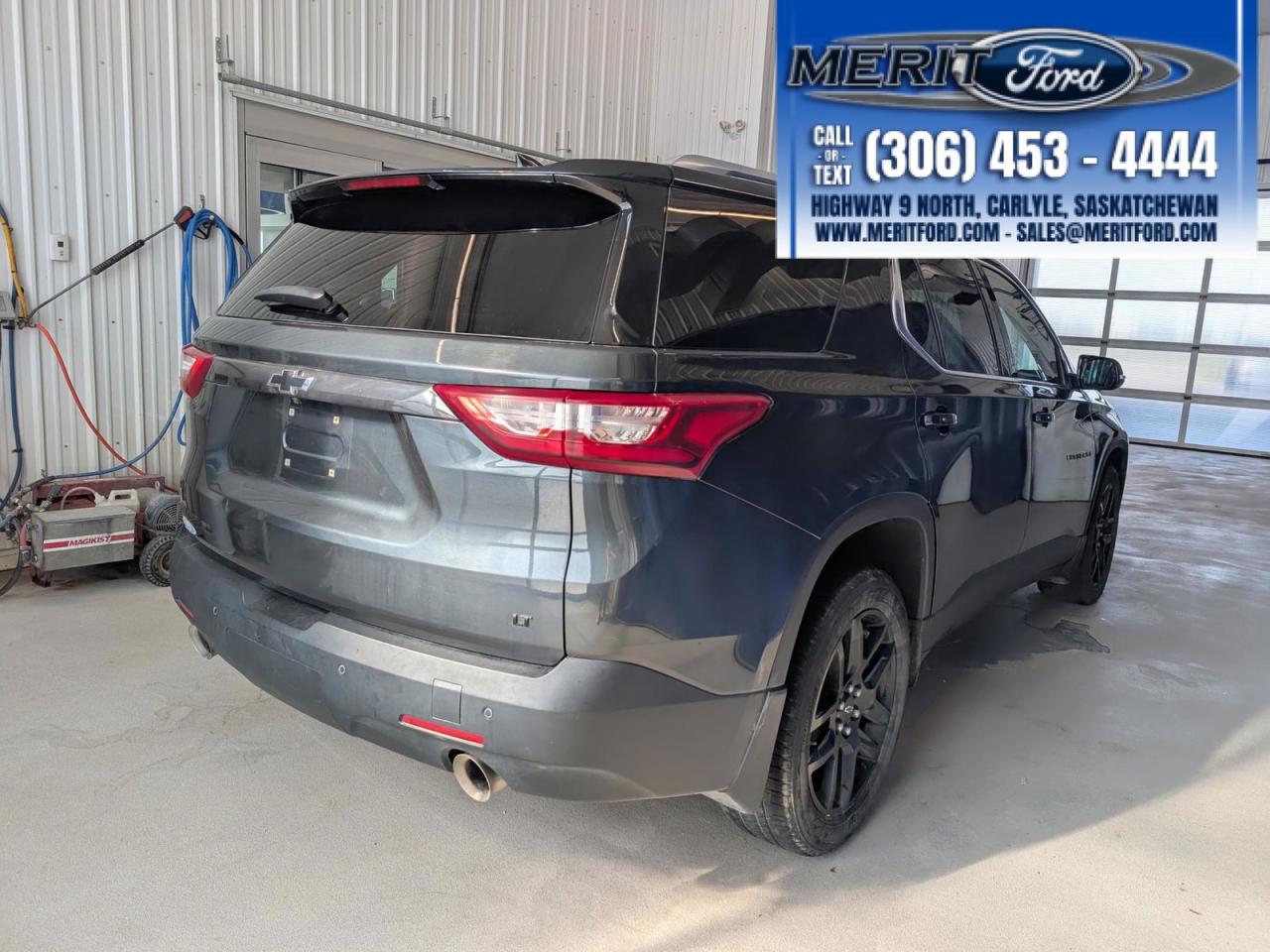 2018 Chevrolet Traverse LT Cloth Pre-Winter Clearance Sale Photo5