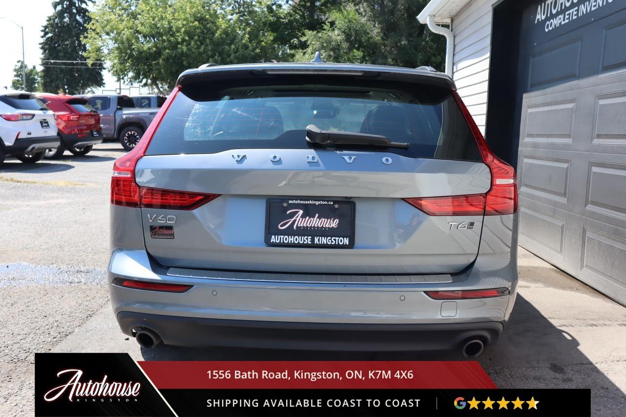 2021 Volvo V60 T6 Momentum PANORAMIC SUN ROOF - CITY SAFE SYSTEM Photo4