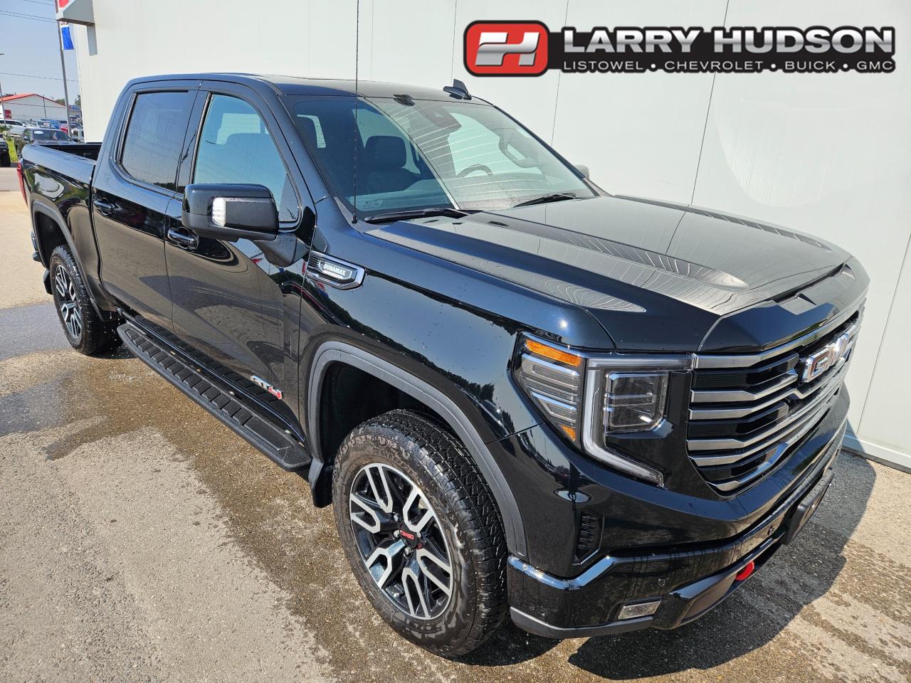 Used 2025 GMC Sierra 1500 One Owner | AT4 | Crew | Premium | Sunroof | Technology Package | 20