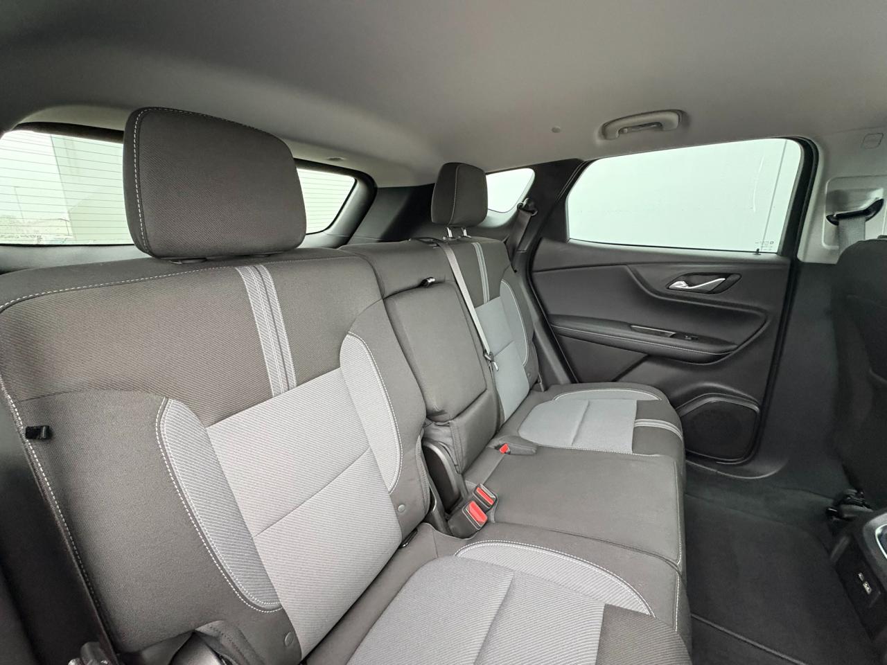 2024 Chevrolet Blazer One Owner | 2LT | AWD | Plus Package | 20" Wheels Photo