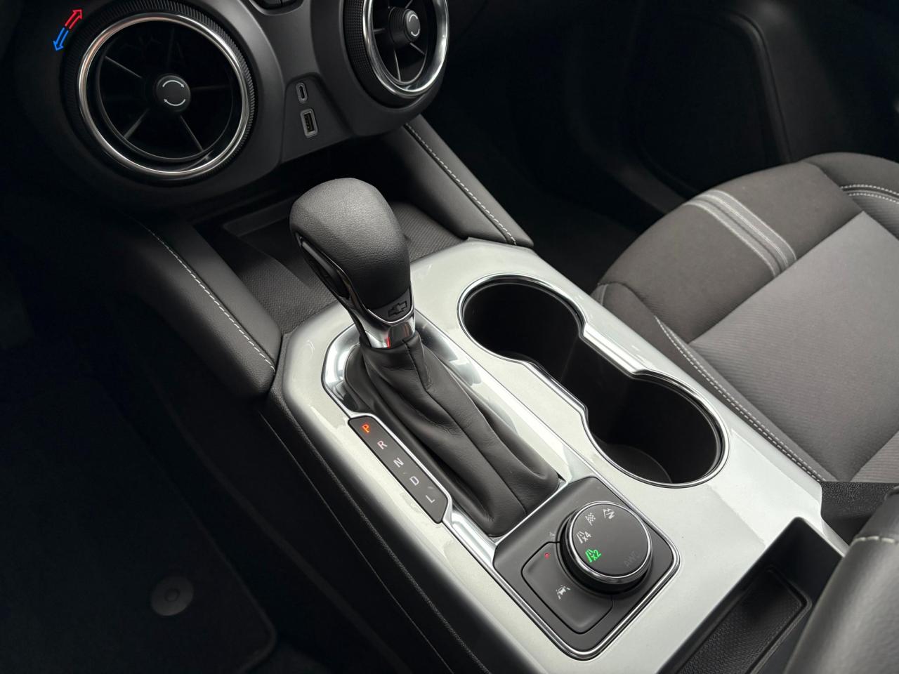 2024 Chevrolet Blazer One Owner | 2LT | AWD | Plus Package | 20" Wheels Photo