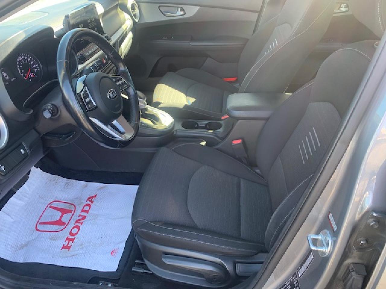 2021 Kia Forte LX Photo4