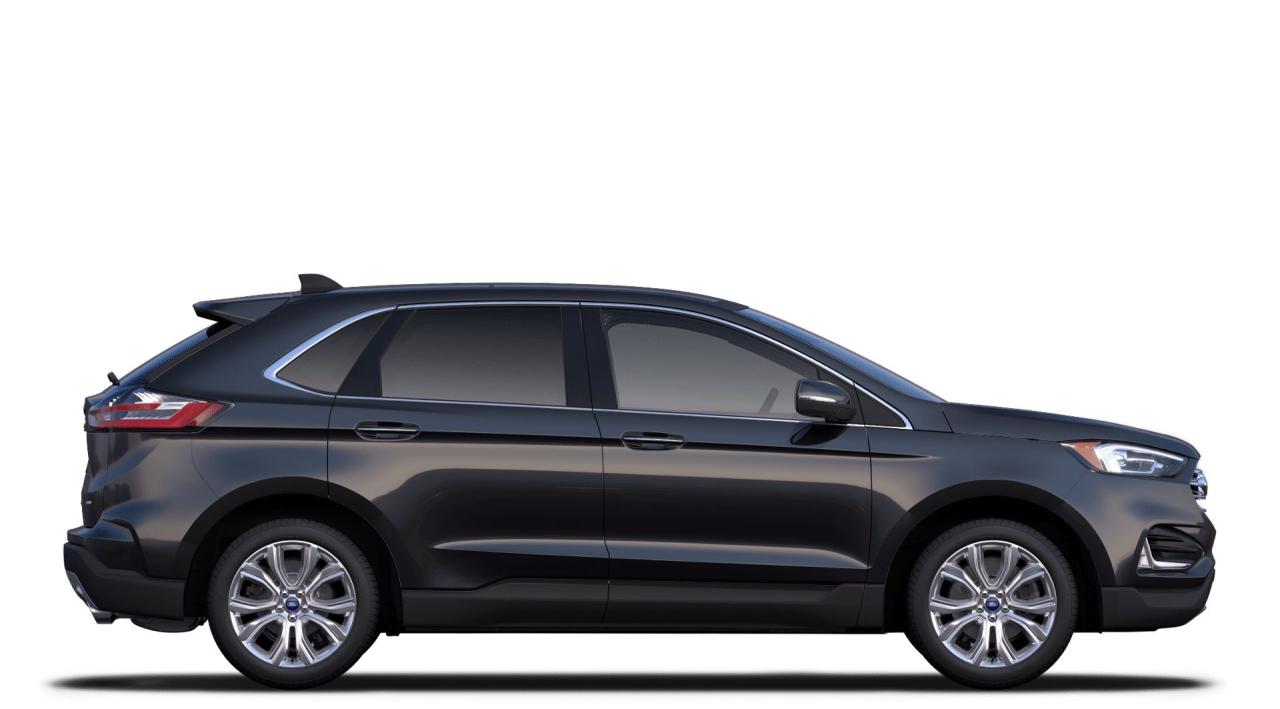 2023 Ford Edge Titanium AWD Photo4