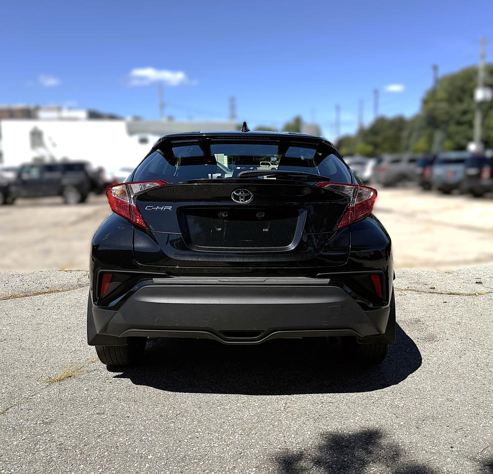 2021 Toyota C-HR LE | BACK UP CAMERA | TOUCH SCREEN | Photo