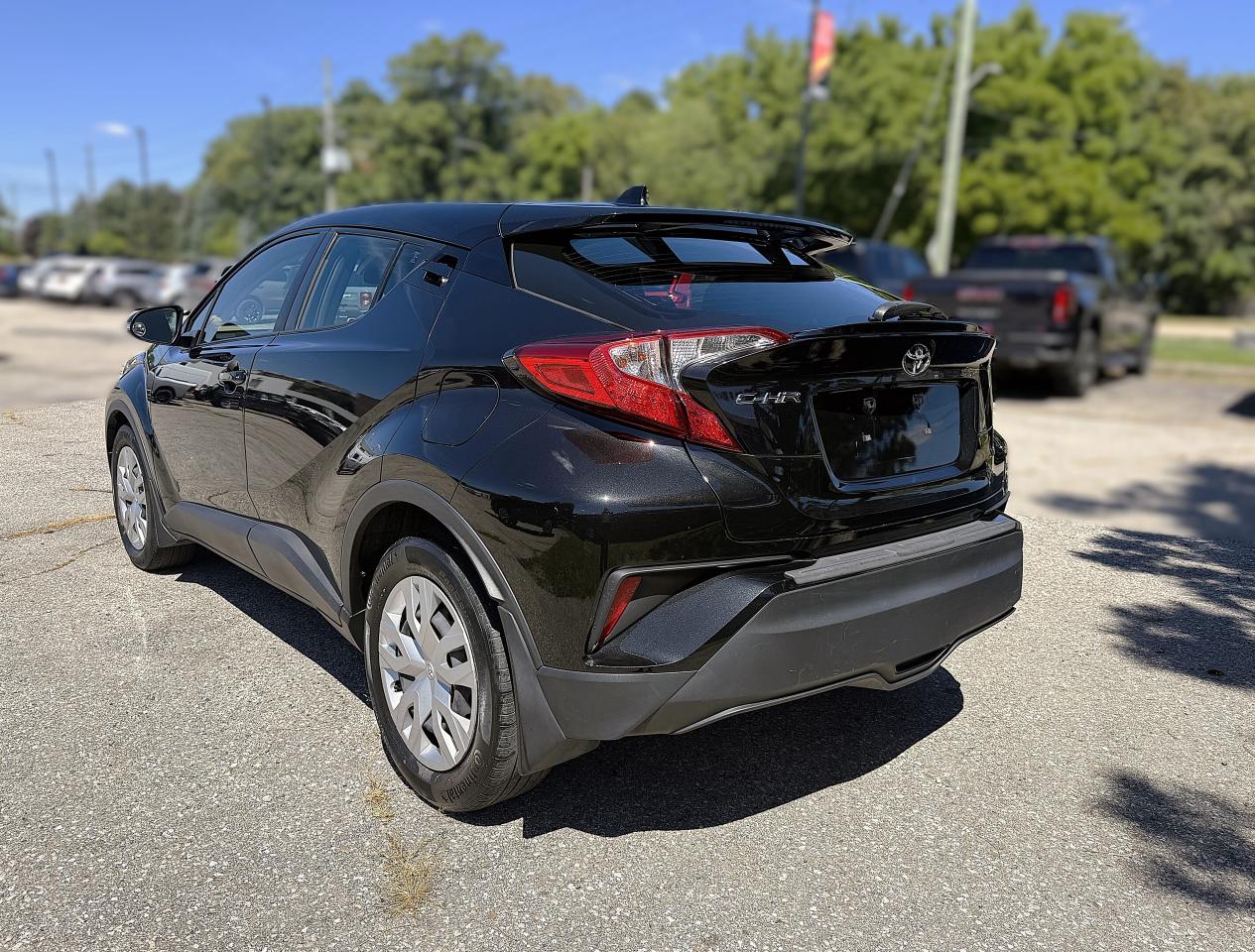 2021 Toyota C-HR LE | BACK UP CAMERA | TOUCH SCREEN | Photo
