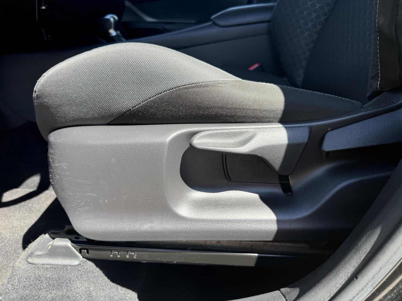 2021 Toyota C-HR LE | BACK UP CAMERA | TOUCH SCREEN | Photo