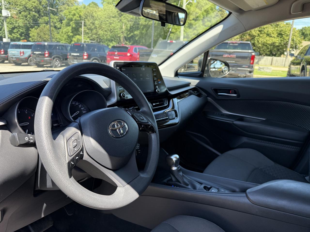 2021 Toyota C-HR LE | BACK UP CAMERA | TOUCH SCREEN | Photo