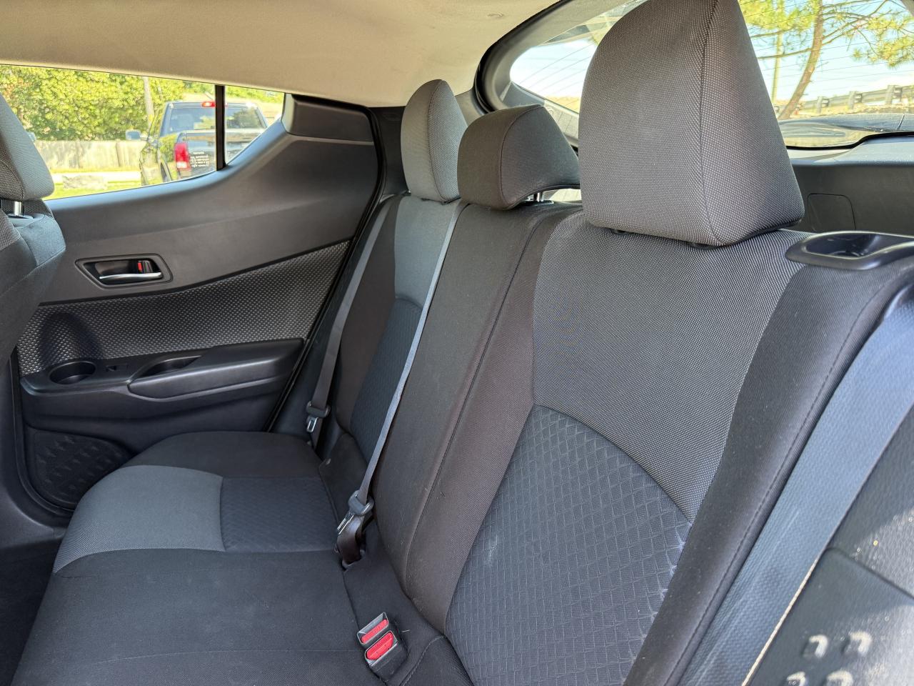 2021 Toyota C-HR LE | BACK UP CAMERA | TOUCH SCREEN | Photo