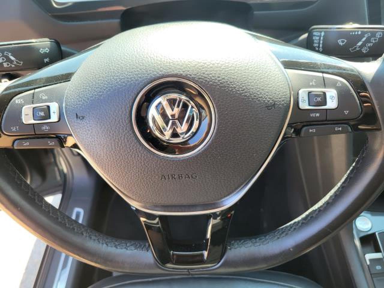 2019 Volkswagen Tiguan Highline Photo10