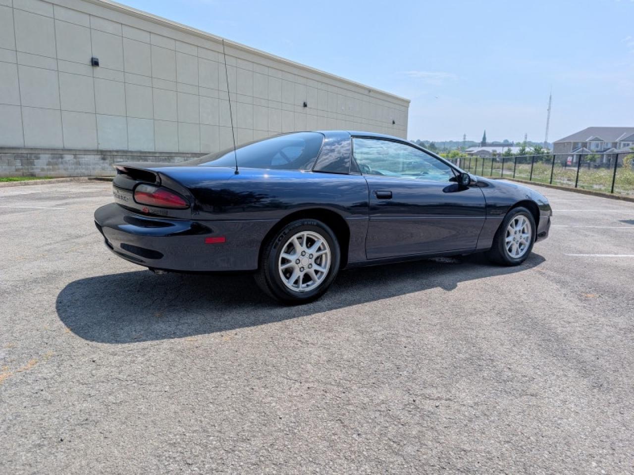2001 Chevrolet Camaro Z28  **5.7L V8 ENGINE** Photo4