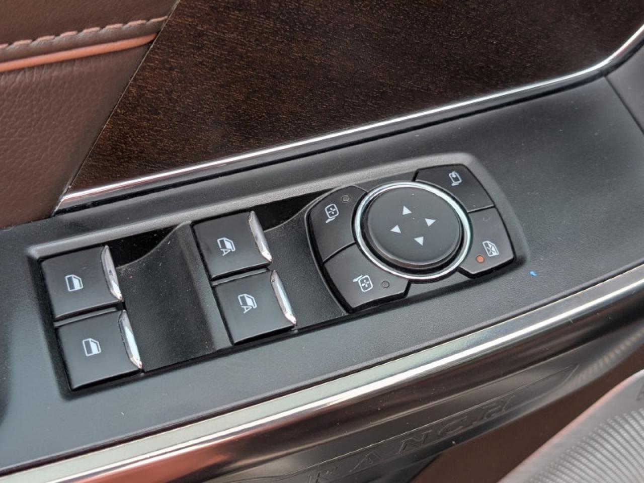 2021 Ford F-150 King Ranch  **3.5L POWERBOOST FULL-HYBRID** Photo