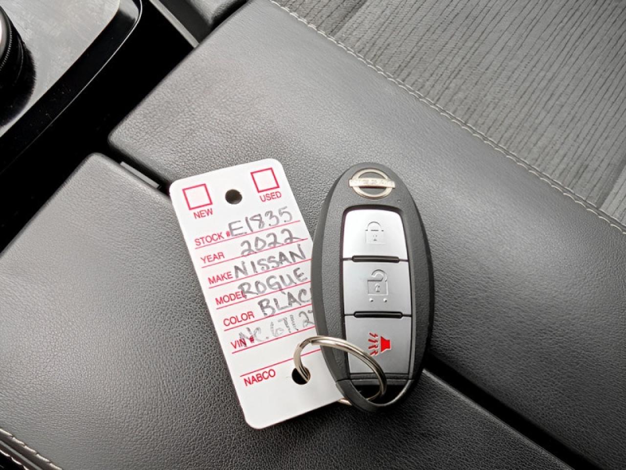 2022 Nissan Rogue S  **APPLE CP - BLIND SPOT** Photo