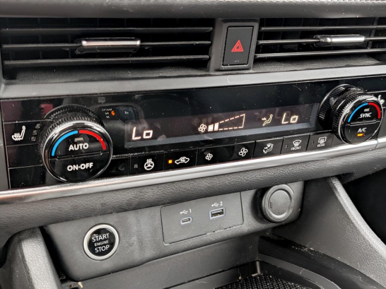 2022 Nissan Rogue S  **APPLE CP - BLIND SPOT** Photo