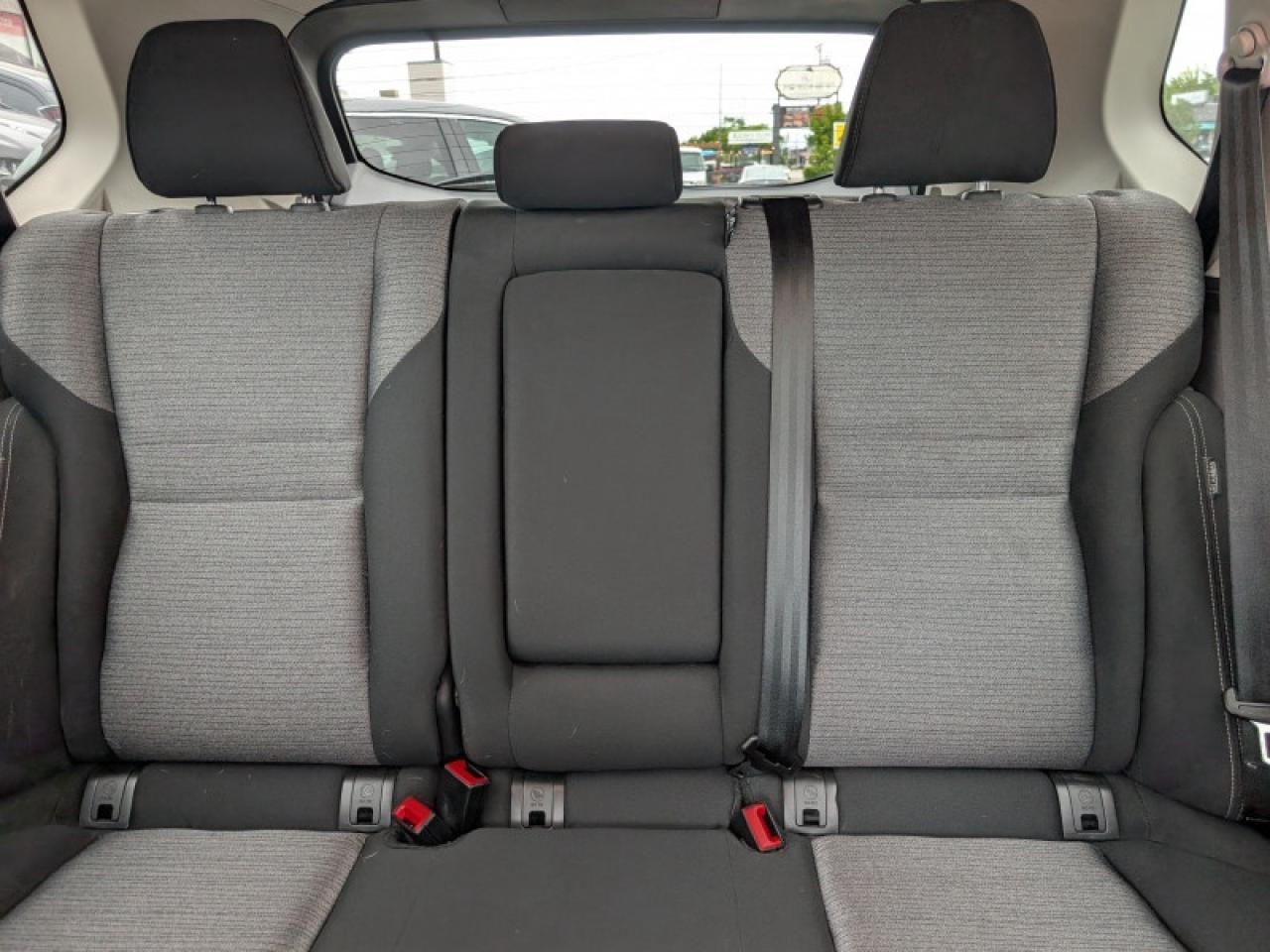2021 Nissan Rogue S  **CAM - APPLE CP - HTD SW** Photo