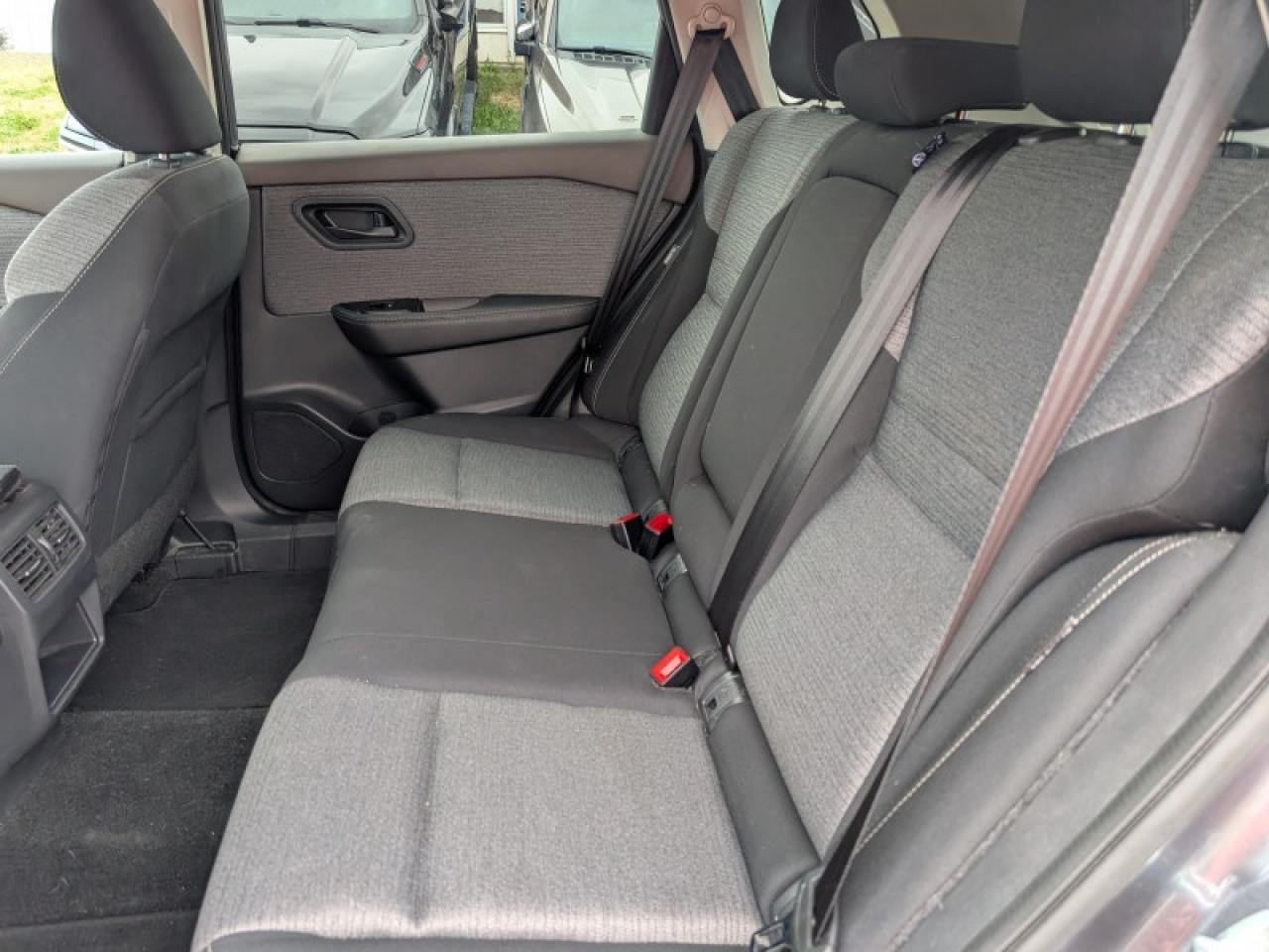 2021 Nissan Rogue S  **CAM - APPLE CP - HTD SW** Photo