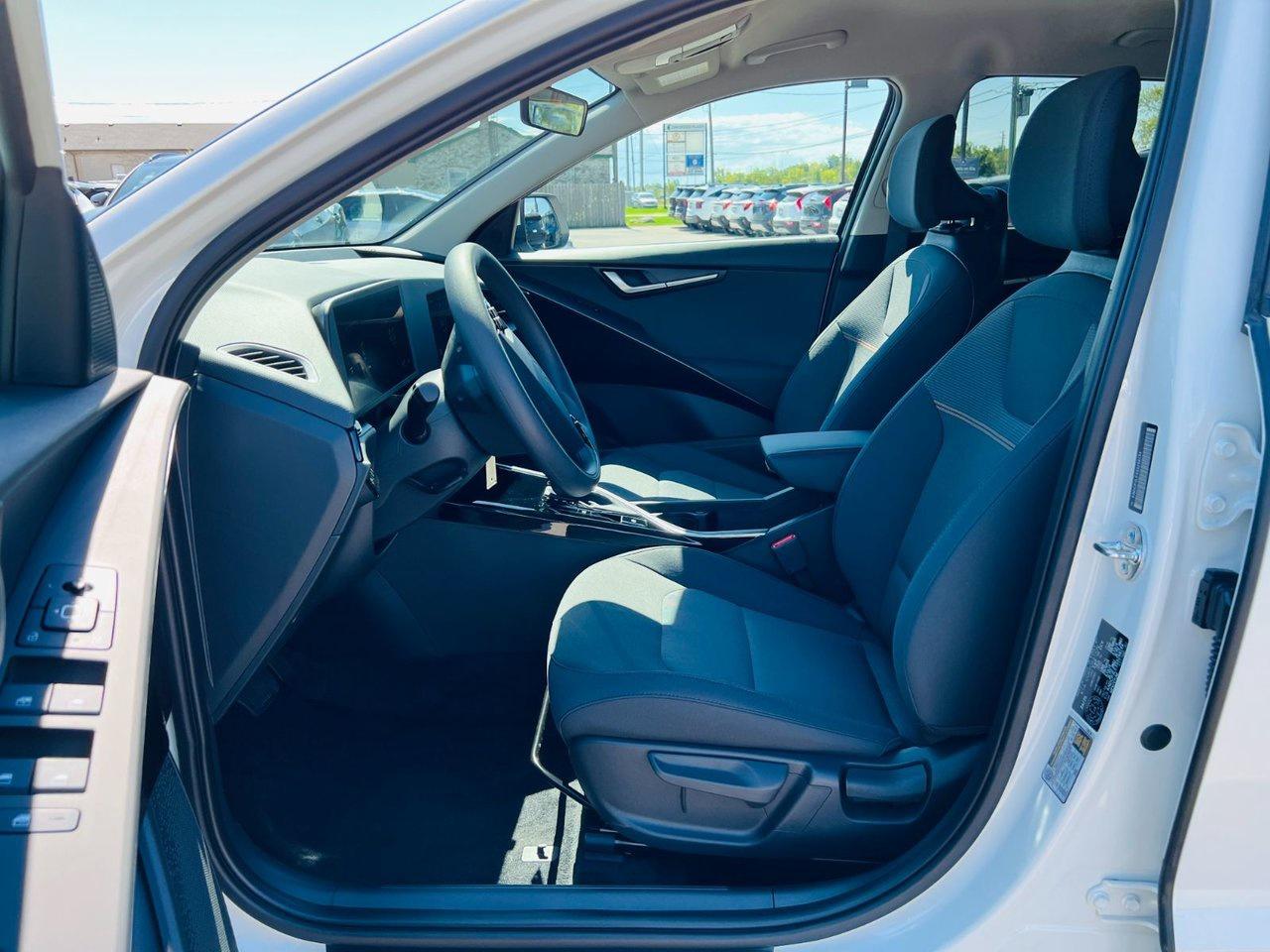 2025 Kia NIRO HEV LX Photo