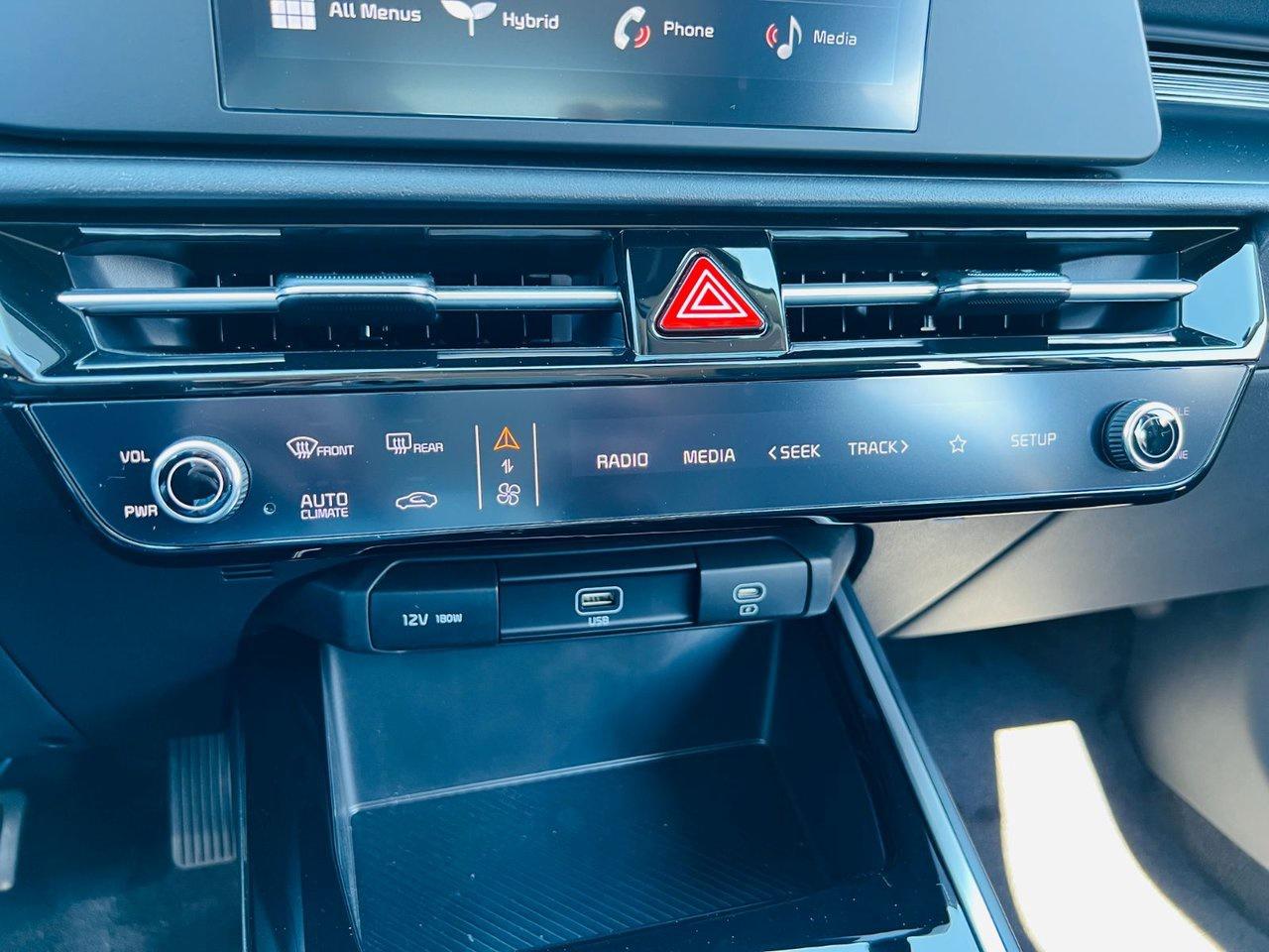 2025 Kia NIRO HEV LX Photo