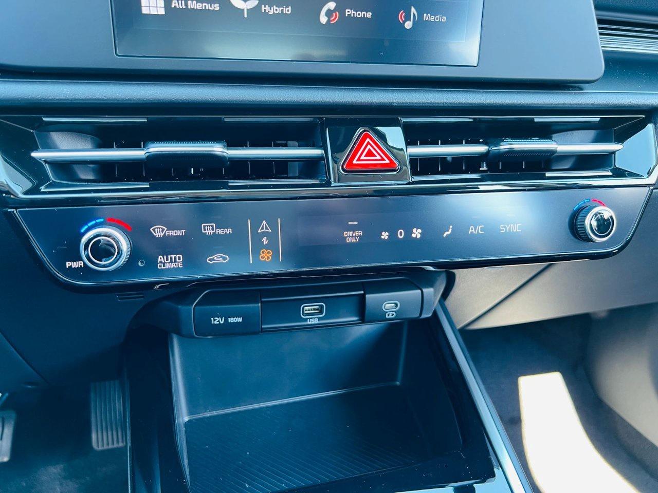 2025 Kia NIRO HEV LX Photo