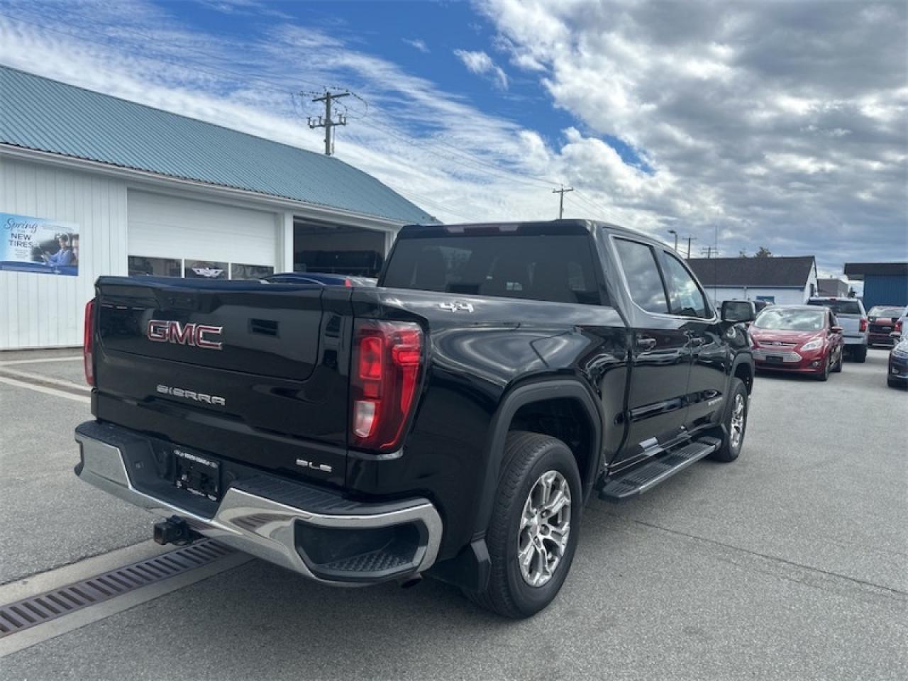 2022 GMC Sierra 1500 SLE  - Apple CarPlay -  Android Auto Photo4