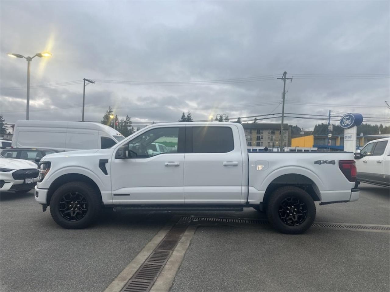 2025 Ford F-150 XLT Photo1