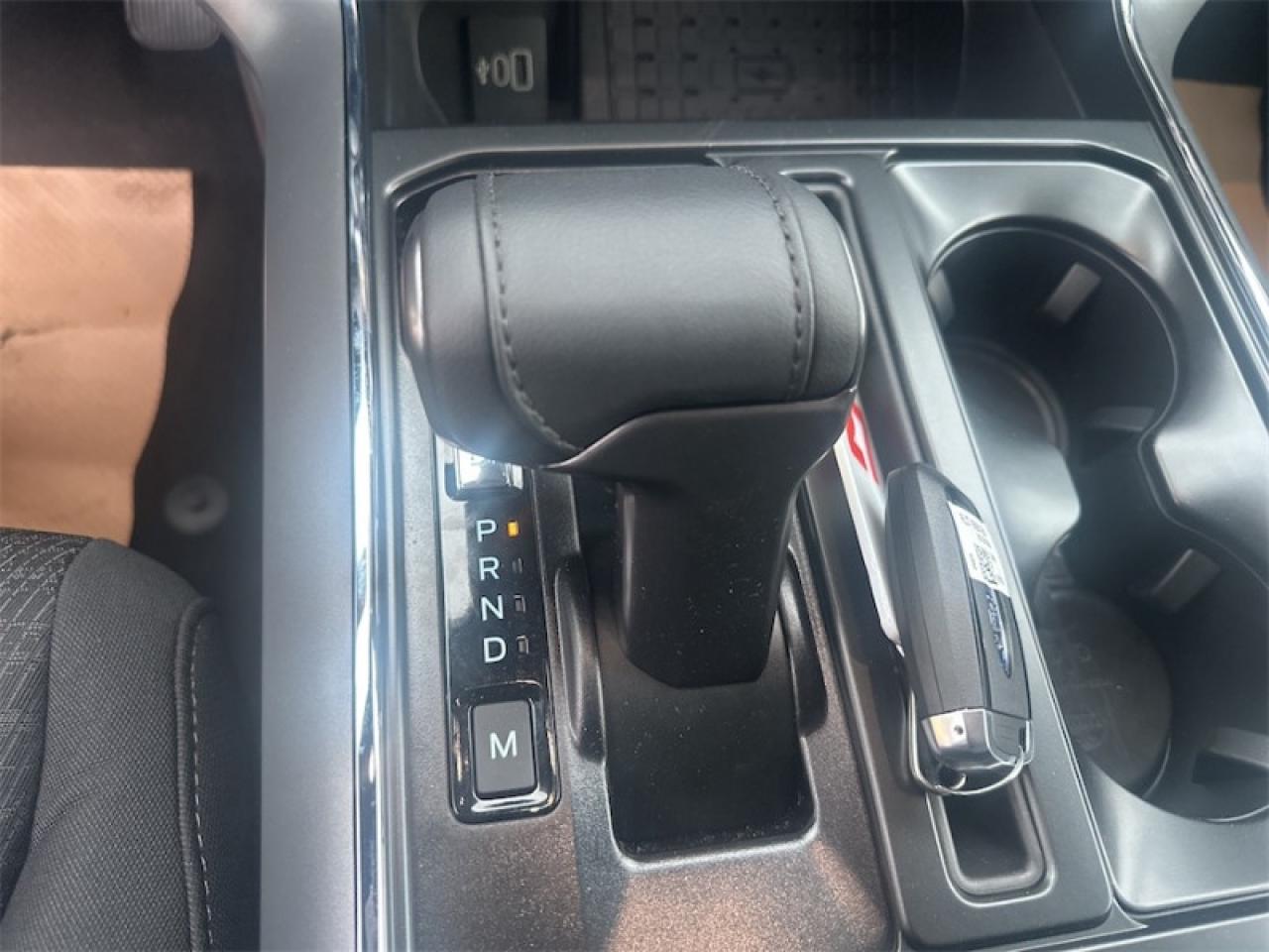 2025 Ford F-150 XLT Photo5