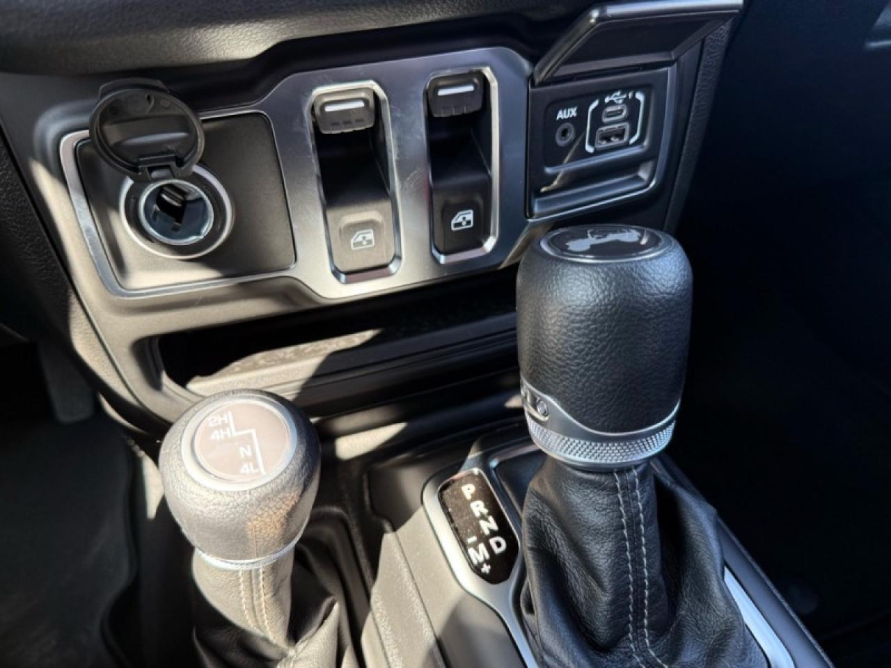 2025 Jeep Wrangler Sport  - Mobile Hotspot -  Proximity Key Photo