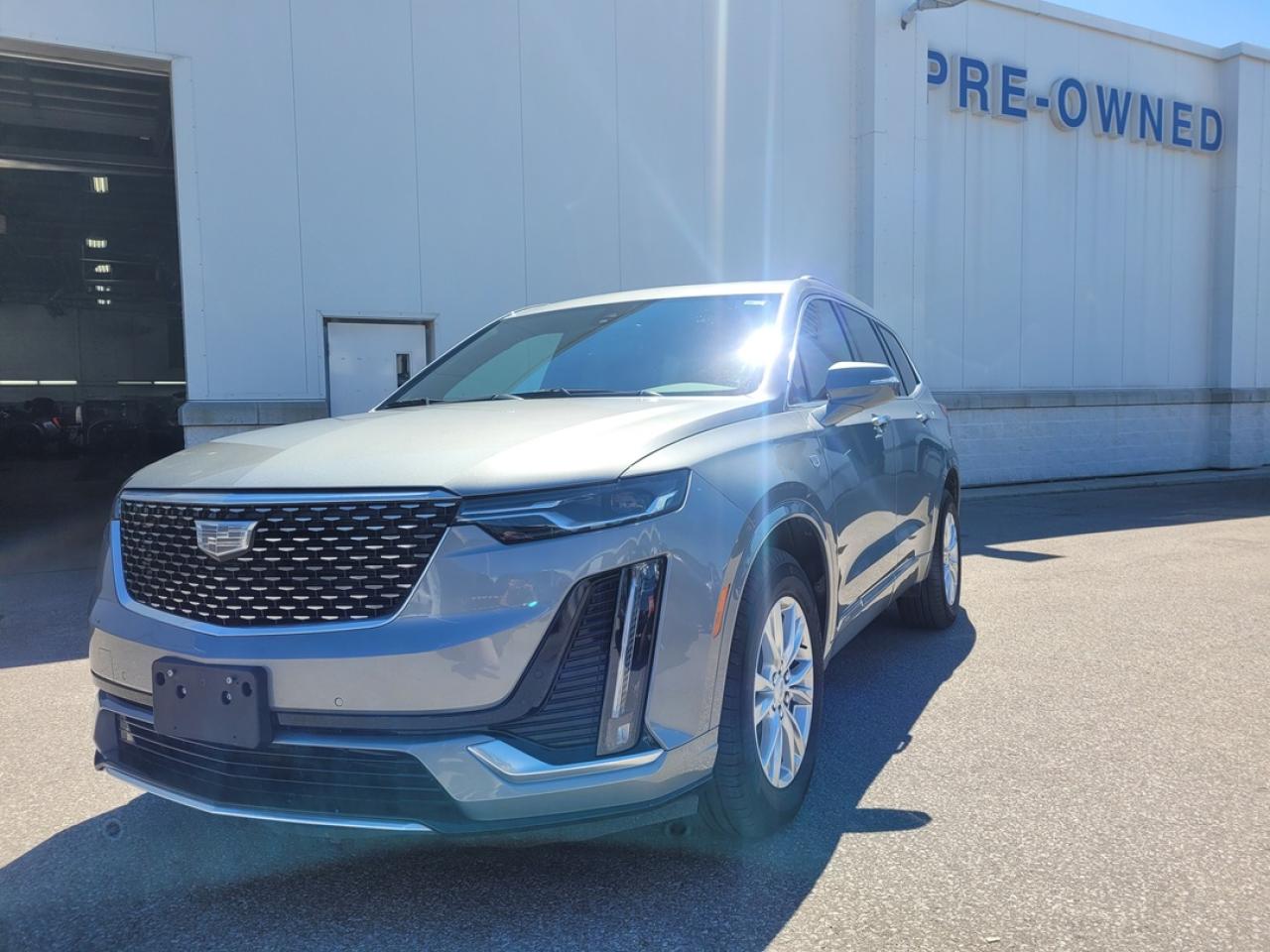 Used 2023 Cadillac XT6 Luxury for sale in London, ON