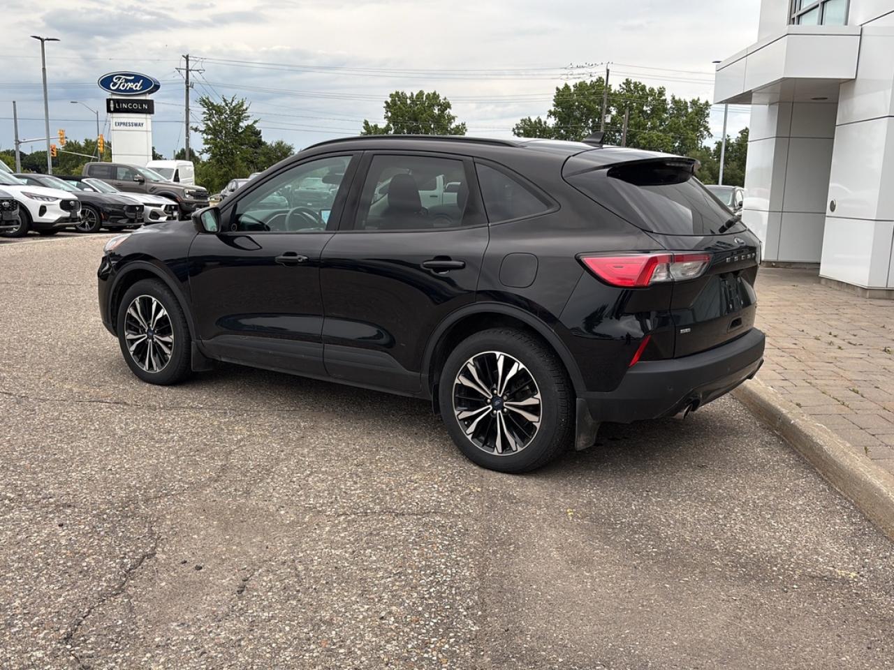 2021 Ford Escape SE AWD Hybrid Photo5