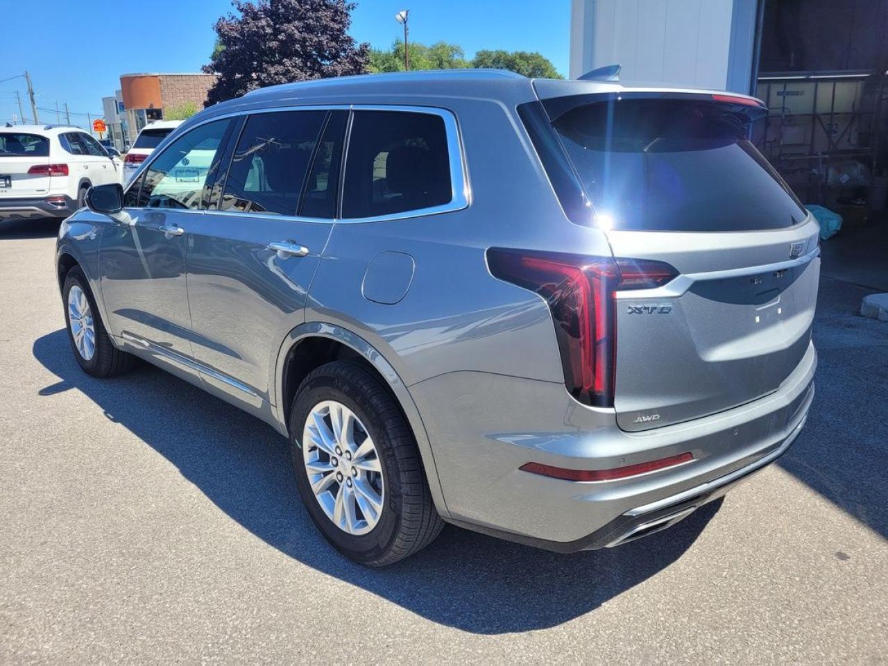 2023 Cadillac XT6 Luxury Photo3