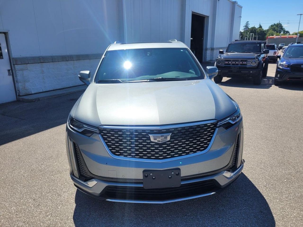 2023 Cadillac XT6 Luxury Photo8