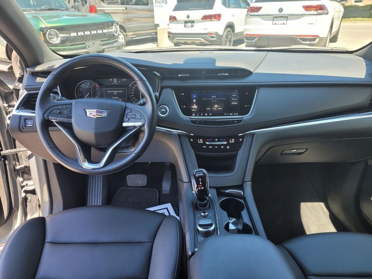 2023 Cadillac XT6 Luxury Photo14