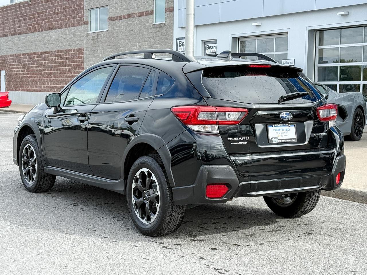 2023 Subaru XV Crosstrek Touring 2.0 4CYL AWD TOURING, HEATED FRONT CLOTH SEATS, REMOTE KEYLESS ENTRY, REAR VISION CAMERA, APPLE CARPLAY/ANDROID AUTO COMPATABILITY, 17" ALLOY WHEELS Photo