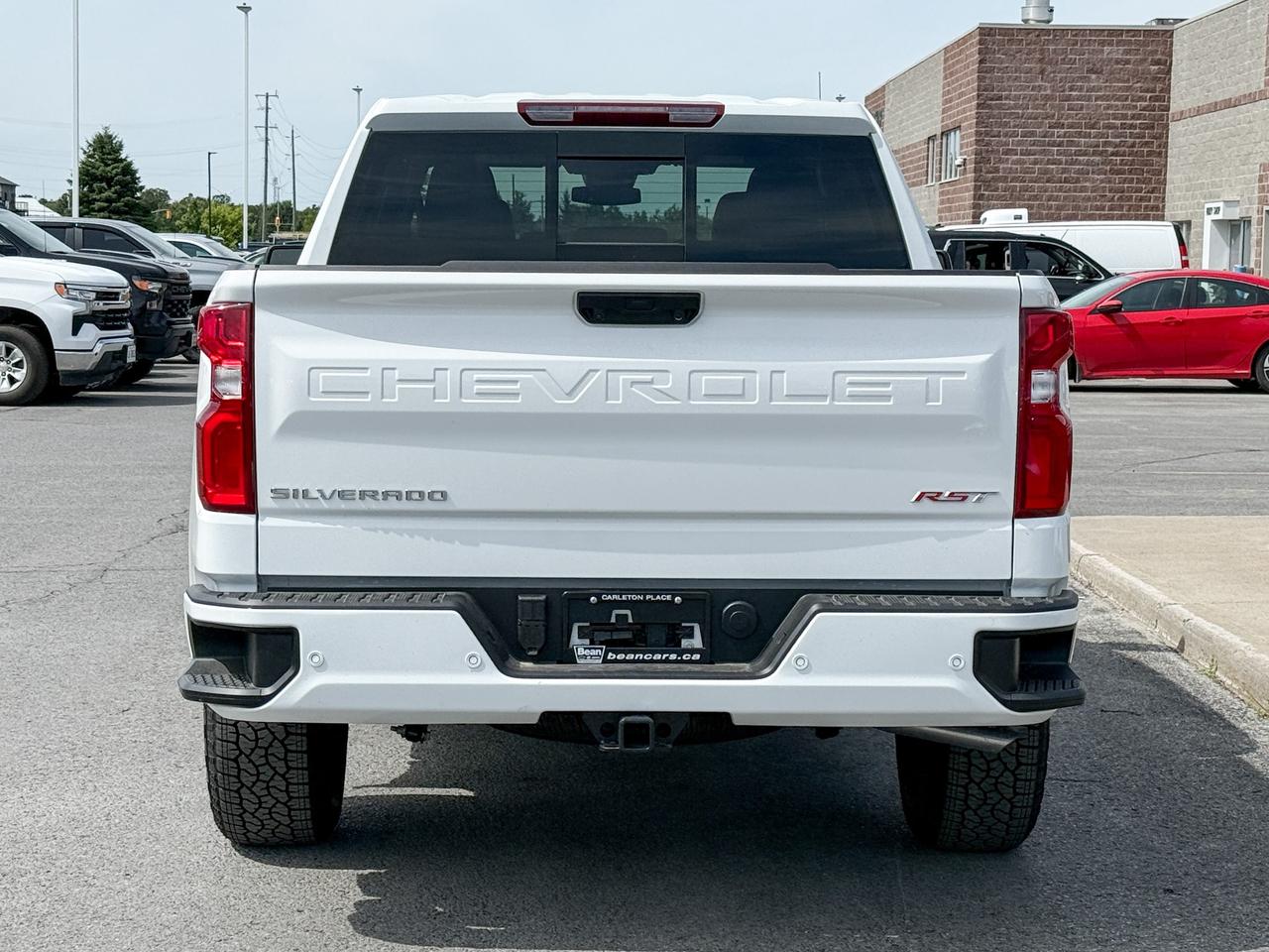 2025 Chevrolet Silverado 1500 RST 5.3L V8 WITH REMOTE START/ENTRY, HEATED FRONT SEATS, HEATED STEERING WHEEL, HD SURROUND VISION, BOSE SOUND SYSTEM Photo