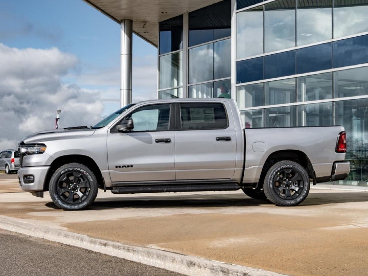 2026 RAM 1500 Express Photo