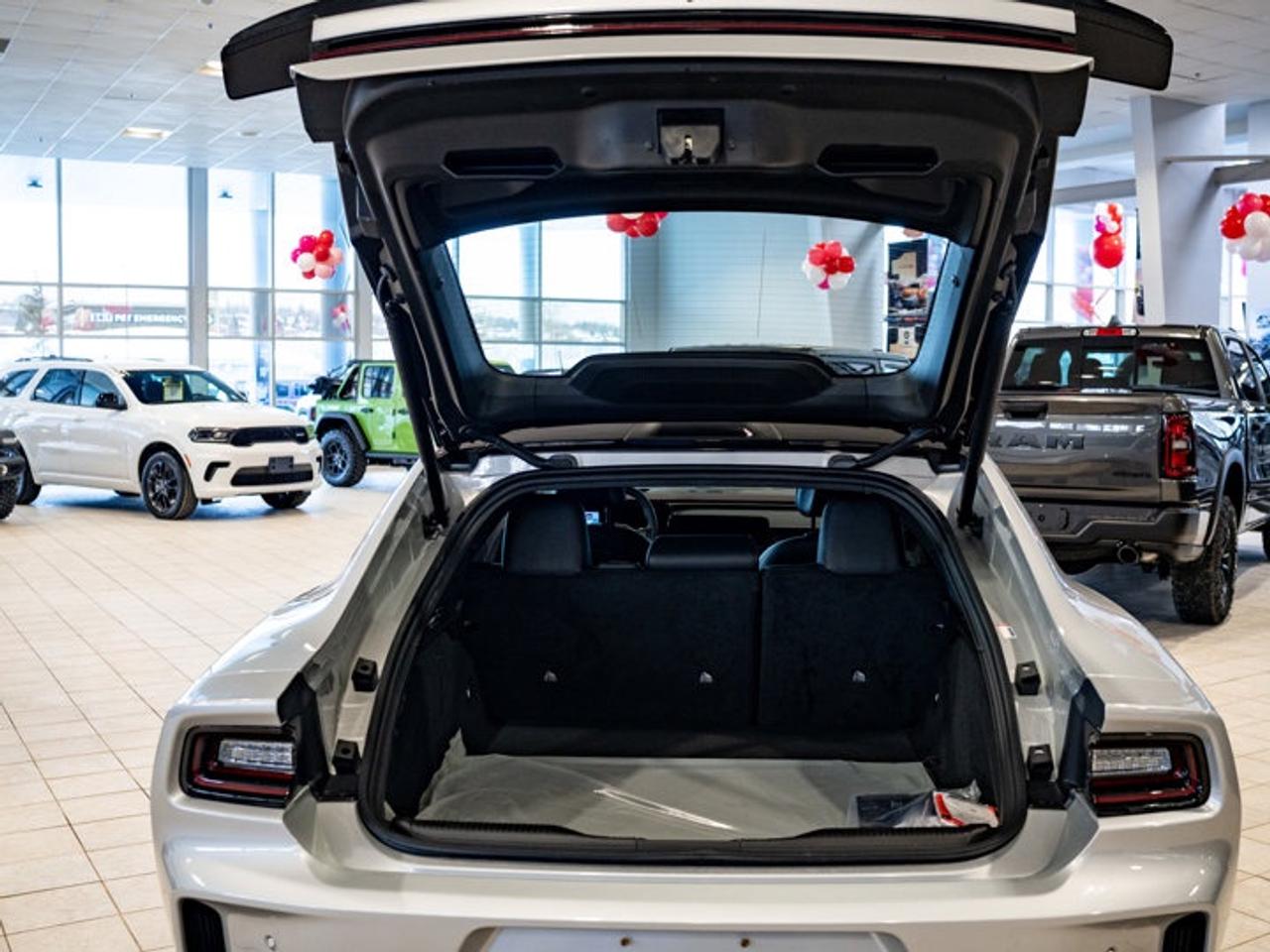 2026 Dodge Charger Scat Pack Plus Photo