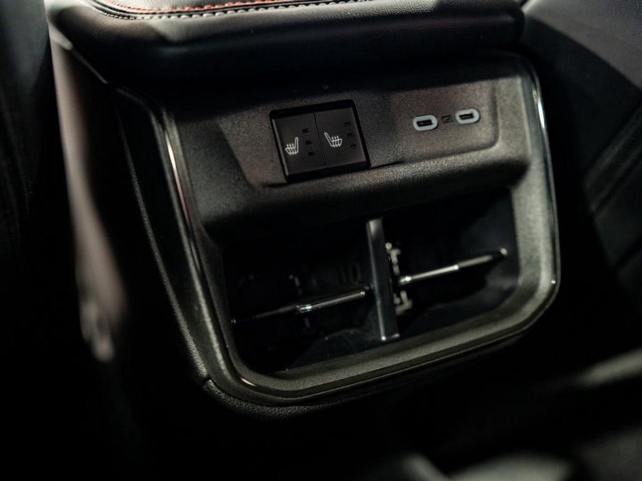 2026 Dodge Charger Scat Pack Plus Photo