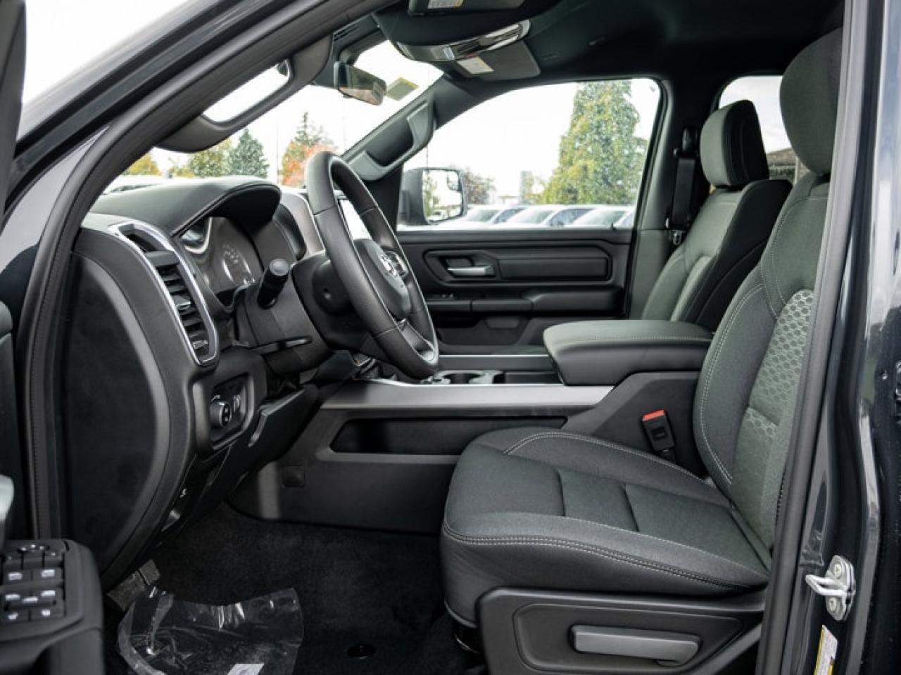 2026 RAM 1500 Express Photo