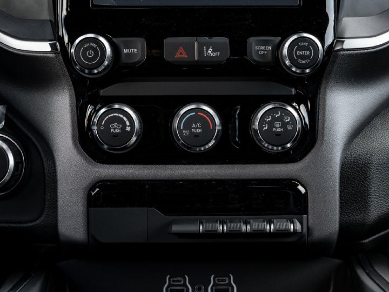 2026 RAM 1500 Express Photo