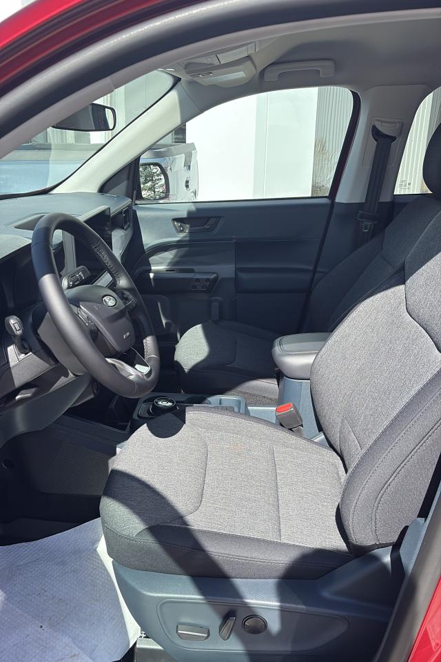 2025 Ford Maverick  Photo4