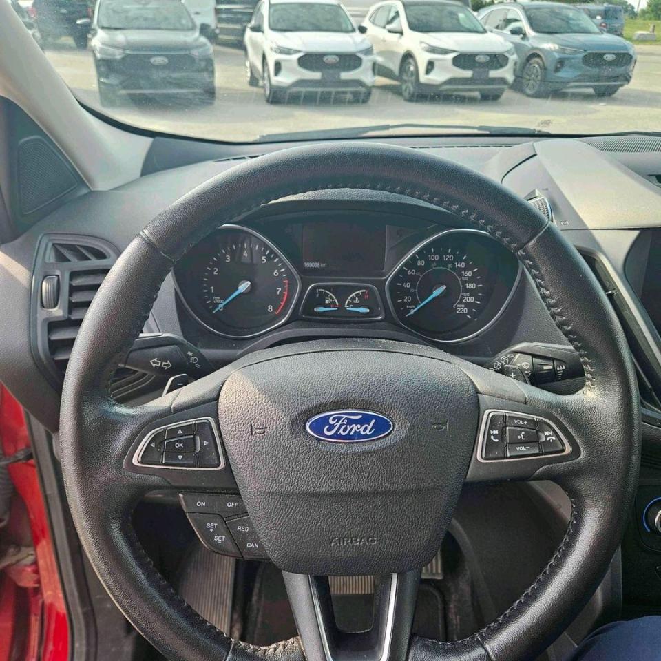 2017 Ford Escape SE Photo5