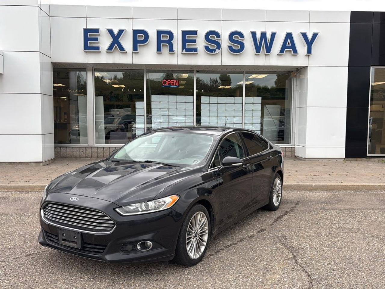 Used 2014 Ford Fusion SE for sale in Stratford, ON