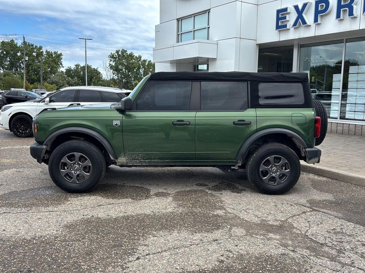 2022 Ford Bronco Big Bend Photo5