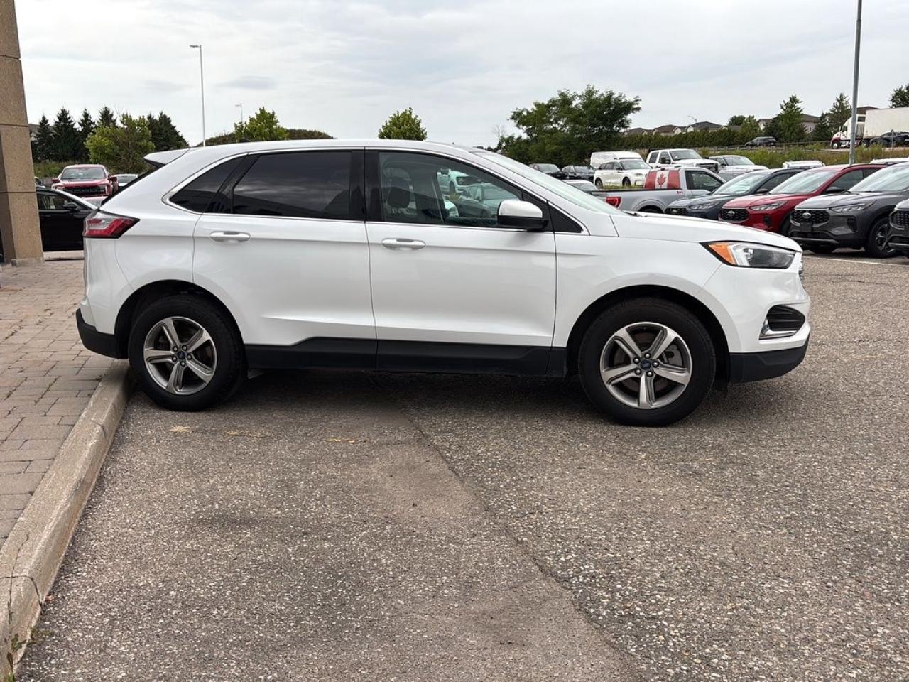 2022 Ford Edge SEL Photo