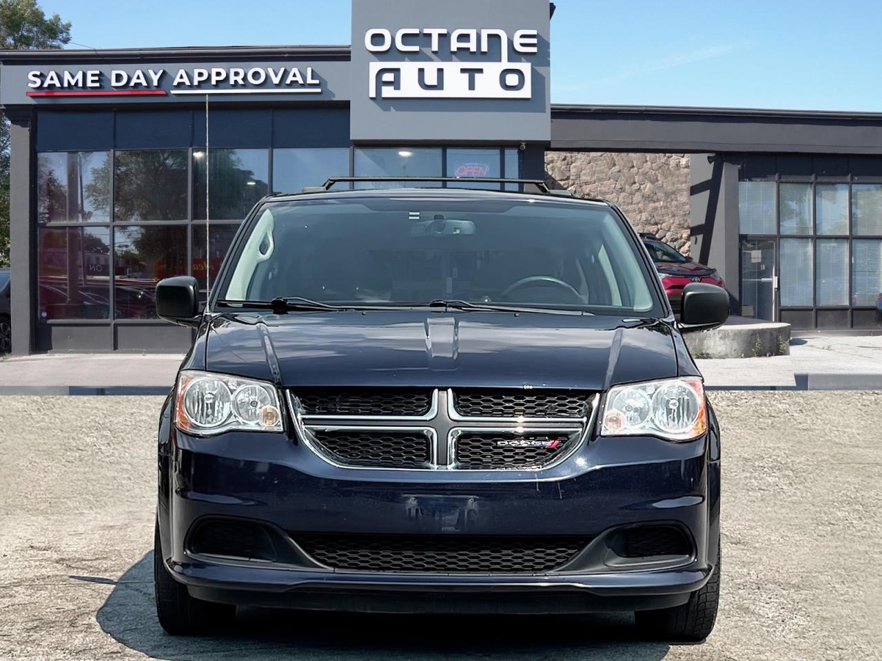 2013 Dodge Grand Caravan SE - Photo #2